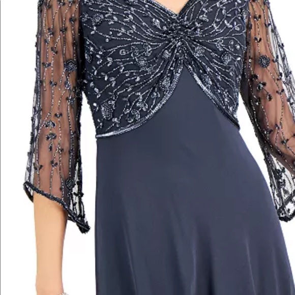 J Kara gown - Picture 2 of 4